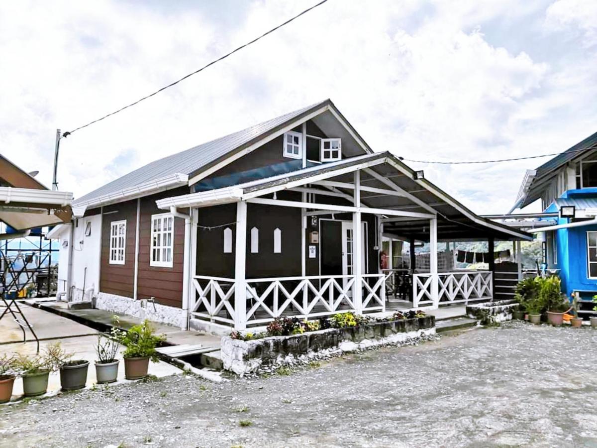 Dongorit Cabin House 1 Kampong Kundassan Exterior foto